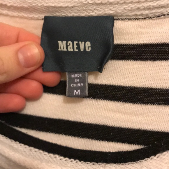 Adorable Black & White Striped Dress🖤 - Picture 4 of 5